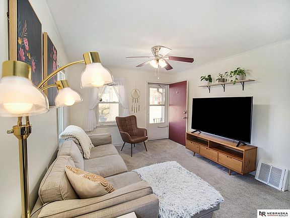 5th image of 3415 Dudley St