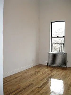 Rented by Tower Brokerage | media 20