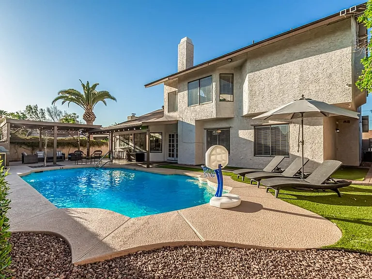 613 W Summit Pl #ID1558601P — Photo 42