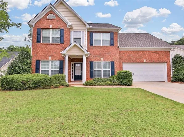 893 Port West Dr, Auburn, GA 30011