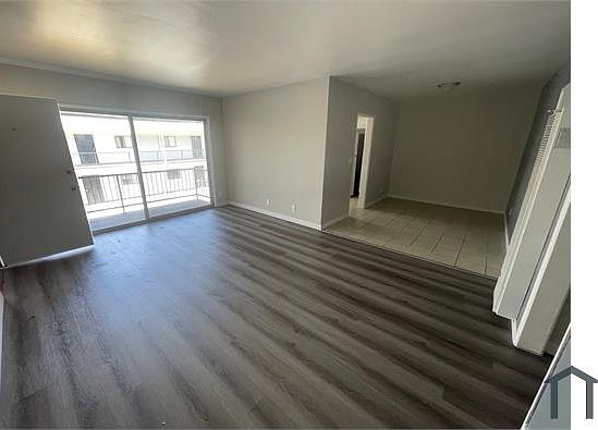 3rd image of 3851 Coco Ave APT 22
