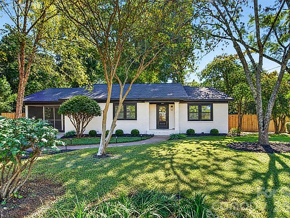 2nd image of 3921 Havenwood Rd