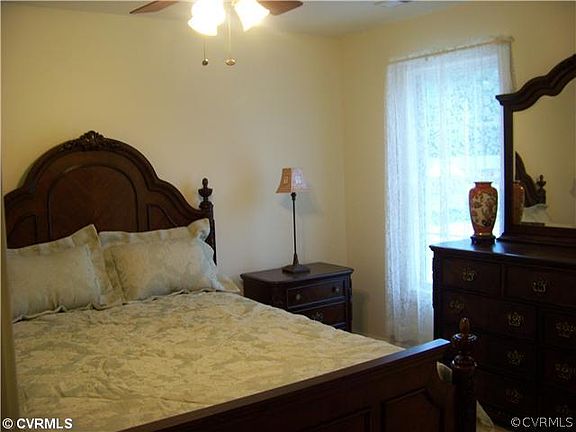 3rd image of 3108 Taylor Ave #0