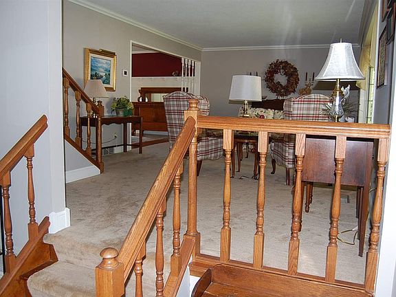 2nd image of 1906 Kiowa Ln