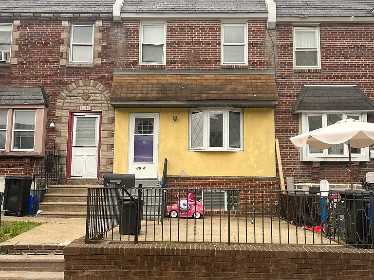 4614 Lansing St — Photo 1