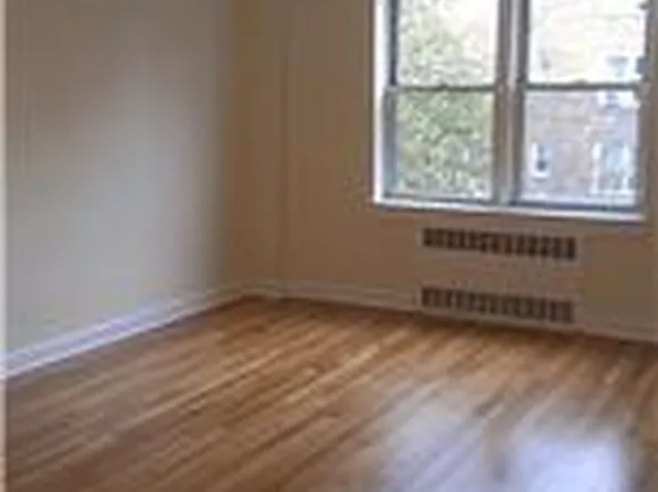 65-15 Yellowstone Boulevard image 1 of 5