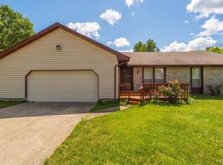 1961 N Weaver Rd, Oxford, OH 45056