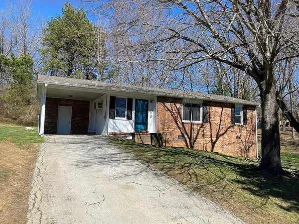 719 Robinson Rd, Cookeville, TN 38501