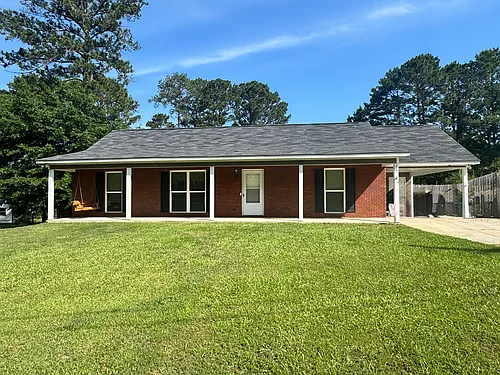 76 Lee Road 324 Photo 1