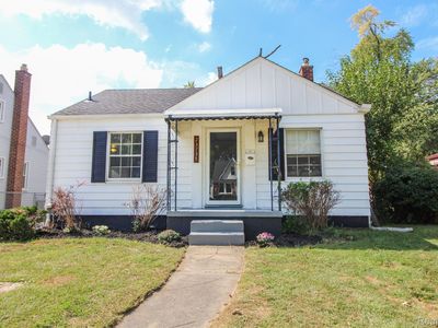 23735 Melrose Ave, Eastpointe, MI, 48021