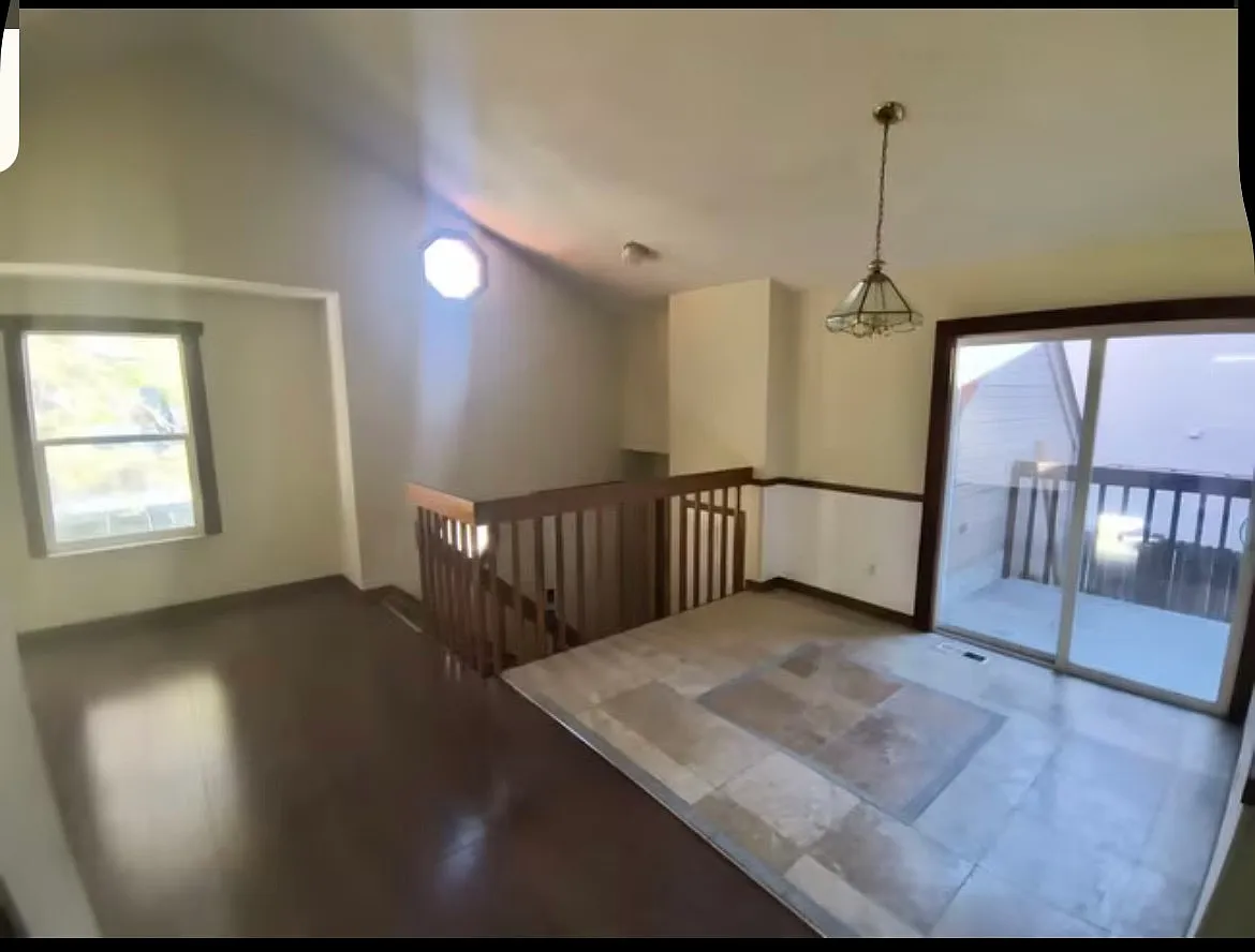 4675 South Buckley Way — Photo 2