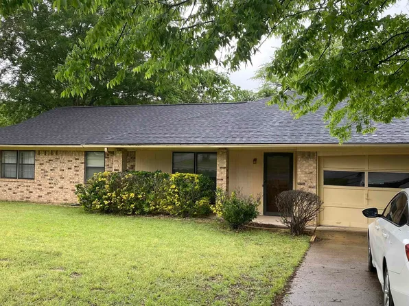 19237 Oak Trail Dr, Flint, TX 75762