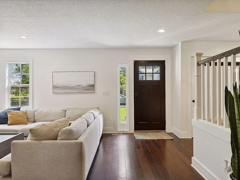 6004 Zenith Ave S — Photo 6