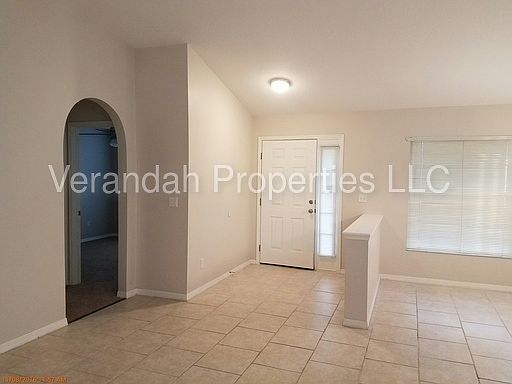 3rd image of 1006 Arbor Hill Cir