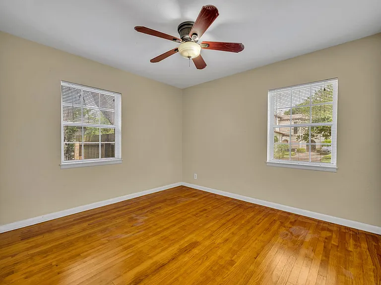 1816 Mizell Ave — Photo 25