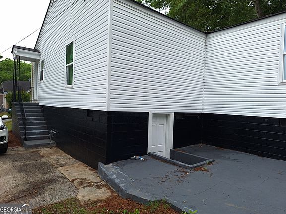 2nd image of 329 Noyes St