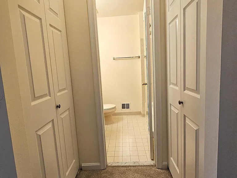 1119 N Stuart St #B — Photo 18