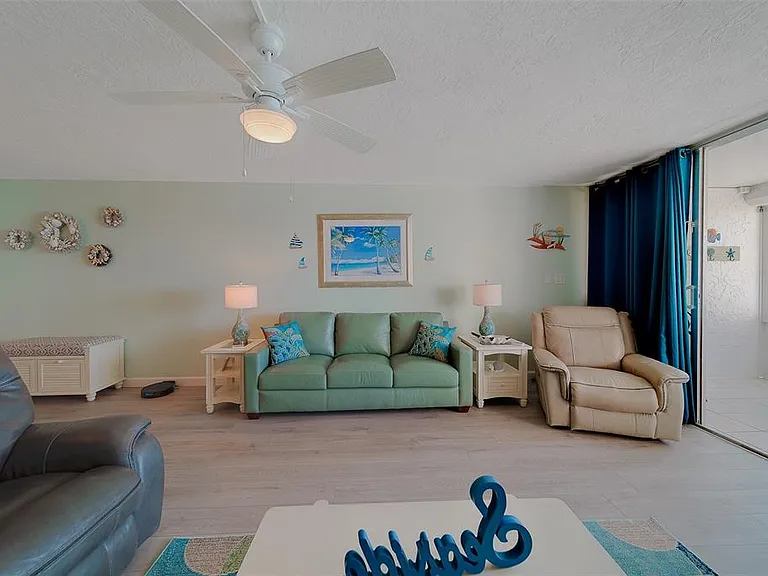 17920 Gulf Blvd #1205 — Photo 15