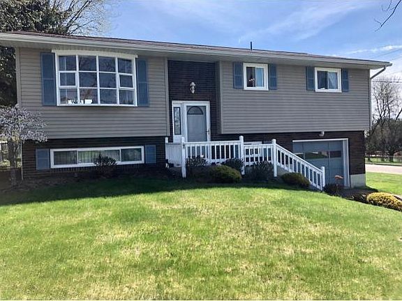 2nd image of 310 Antoinette Dr