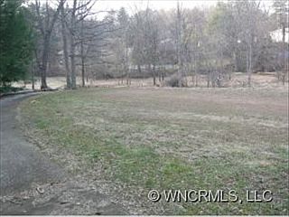 2nd image of 174 Weston Rd