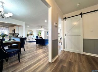 1609 Thomas Dr SW, Decatur, AL 35601