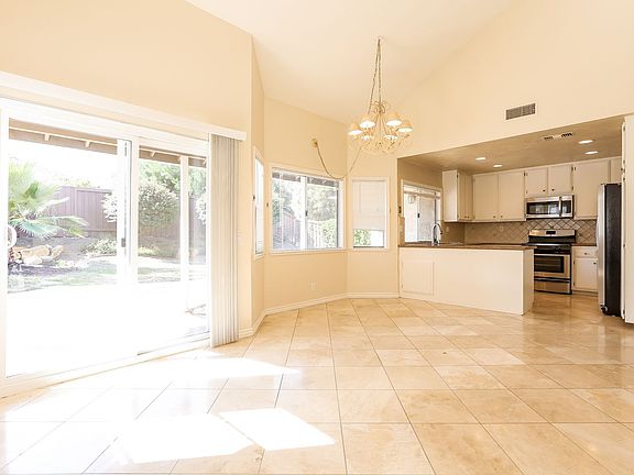 5th image of 932 Witherspoon Dr