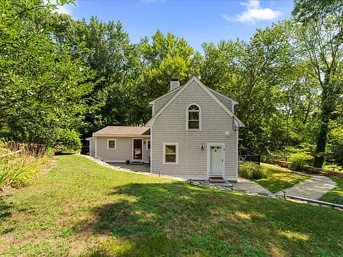 9 Priscilla Ave Photo 1