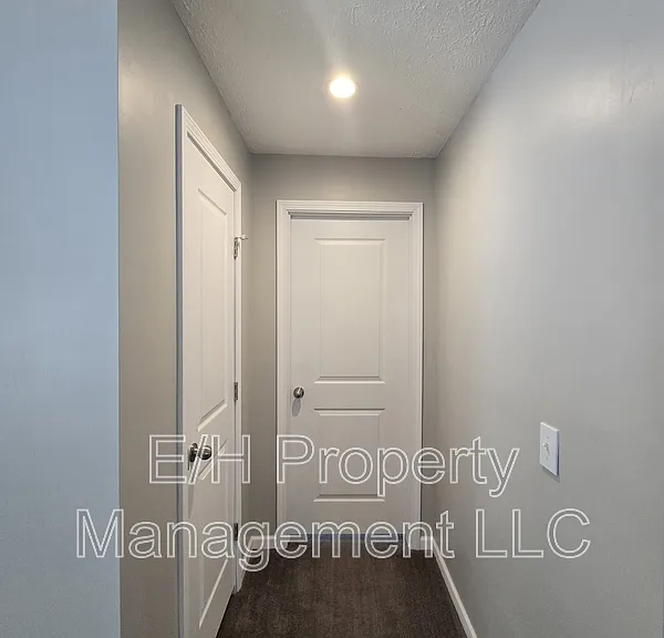 501 S Edwards Ave #1 — Photo 47