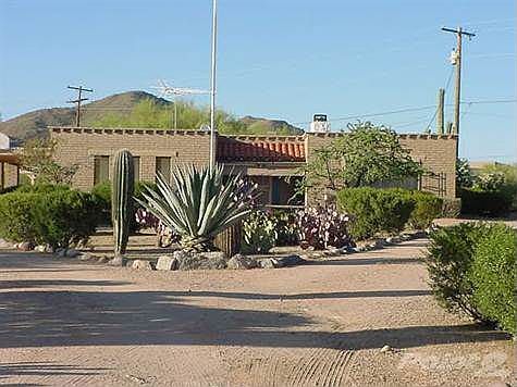 2010 Front View