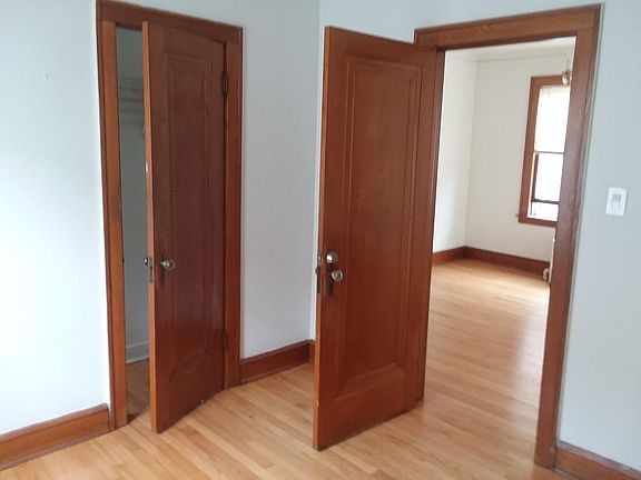 3rd image of 5207 W Henderson St Floor 2