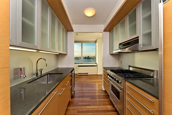 Sold by Douglas Elliman | media 27