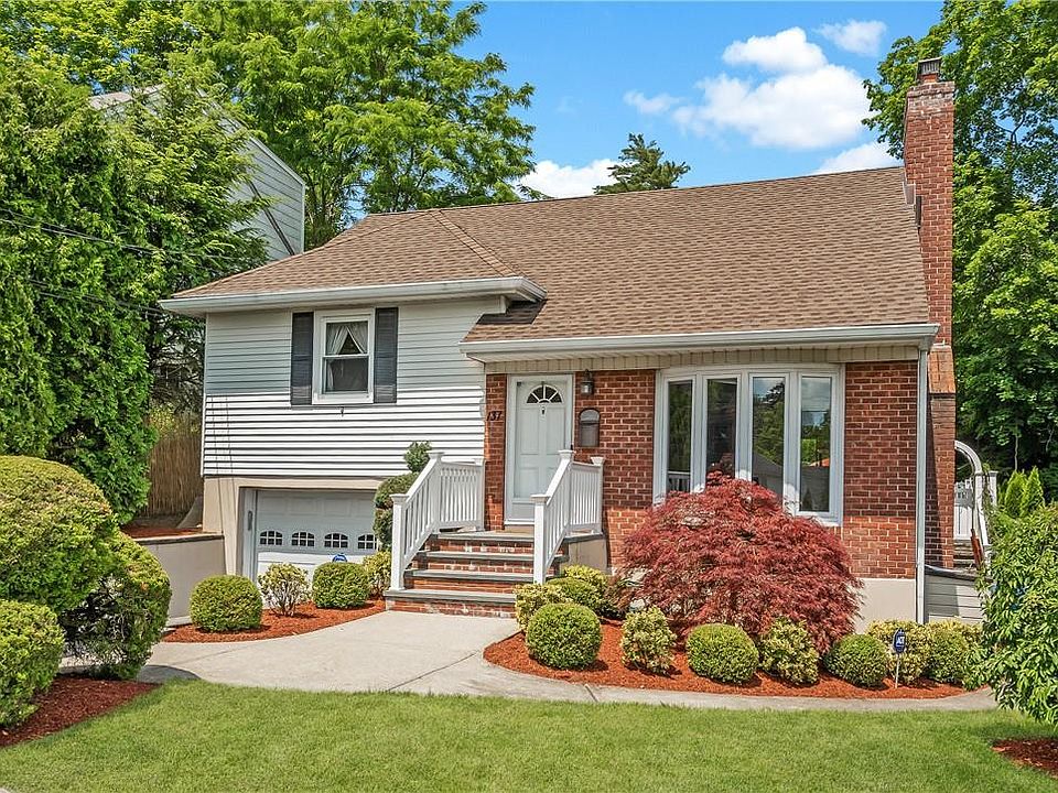 1st image of 137 Anderson Avenue