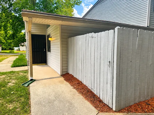 3750 Mulkey Cir SW, Marietta, GA 30008