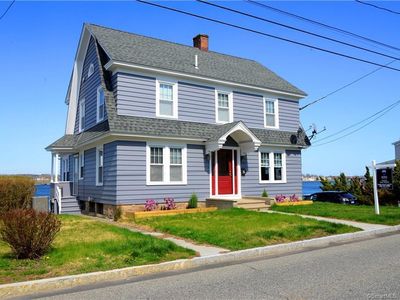 330 Pequot Ave, New London, CT, 06320