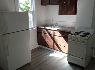 2100 Robin St, Lakewood, OH