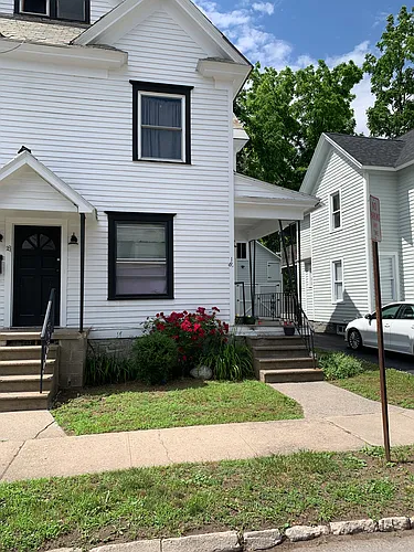 18B Marion Ave #18B Photo 1 18B Marion Ave #18B Photo 1