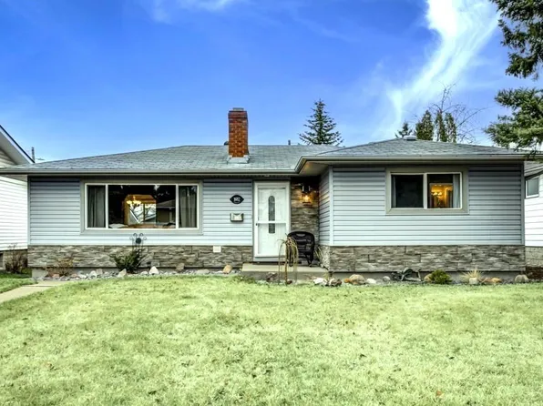 16012 88th Ave NW, Edmonton, AB T5R 4M2