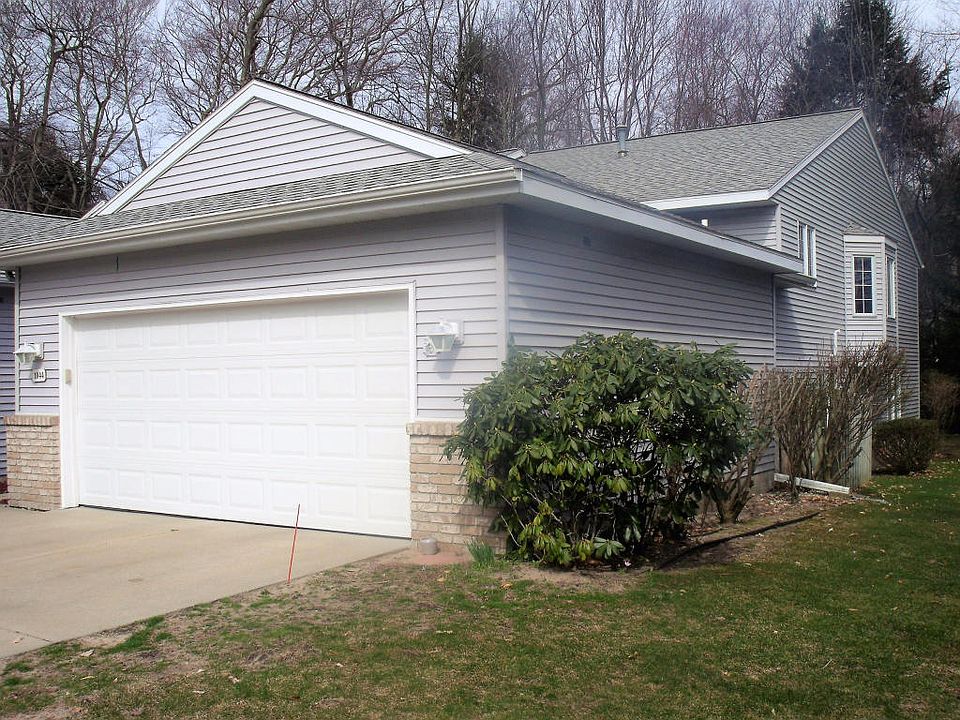 1st image of 1044 Hidden Creek Dr