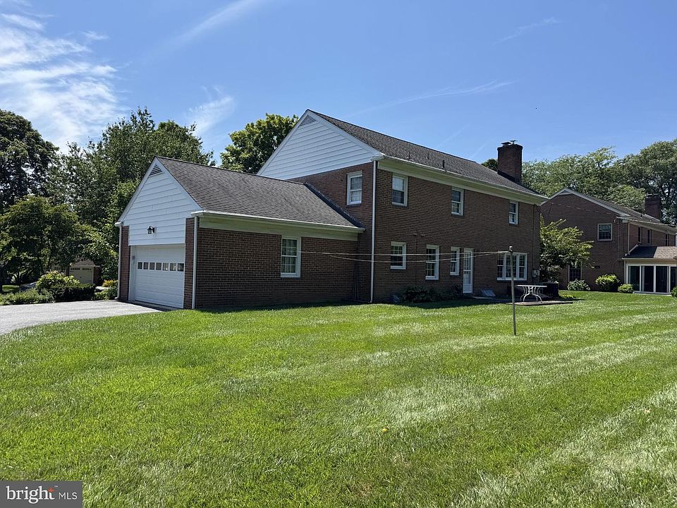 2nd image of 321 Spalding Rd