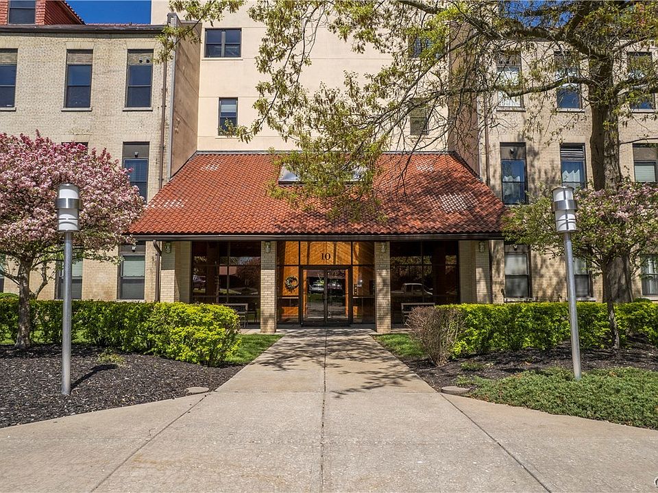 1st image of 10 Foery Dr APT 302