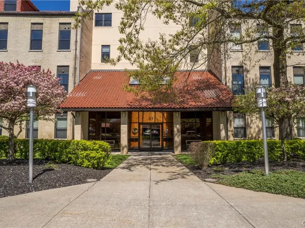 10 Foery Dr APT 302, Utica, NY 13501