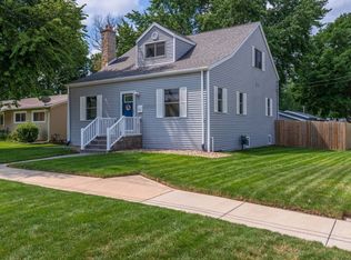 801 Vale St, Bloomington, IL