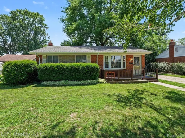 32205 John Hauk St, Garden City, MI 48135