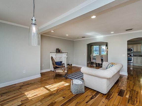 4th image of 4904 N Highland Ave