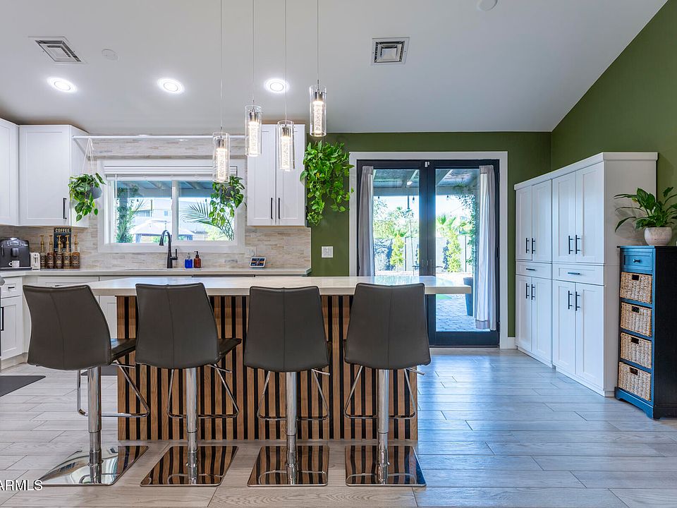 1st image of 6426 W AIRE LIBRE Avenue
