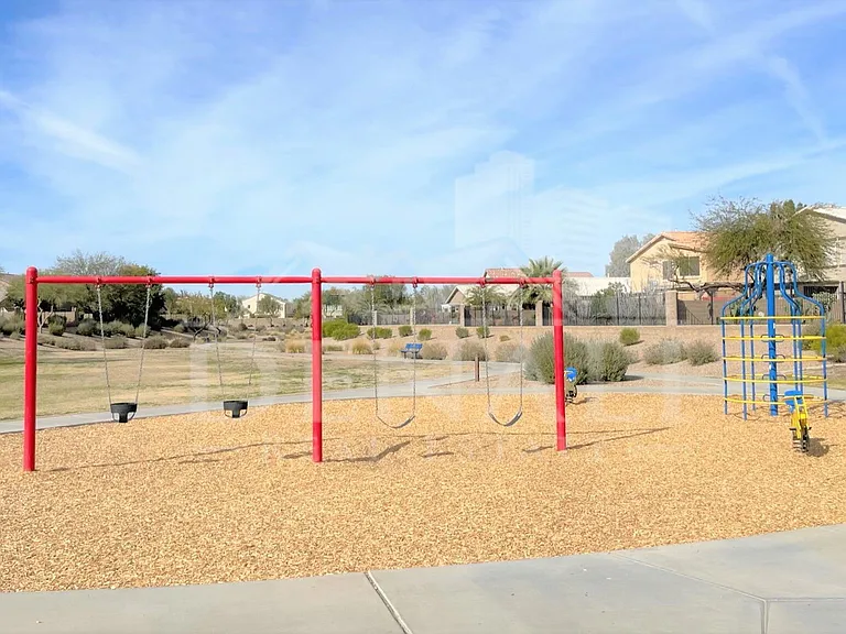 925 E Canyon Rock Rd — Photo 23