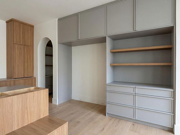 5th image of 2627 Tangley Rd