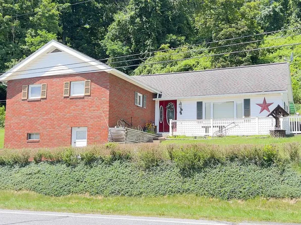 1093 Hyndman Rd, Hyndman, PA 15545