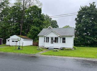 60 Violet Pl, Rhinebeck, NY 12572