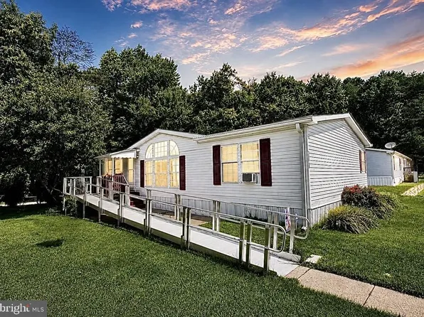 1830 Emily Dr, Edgewood, MD 21040